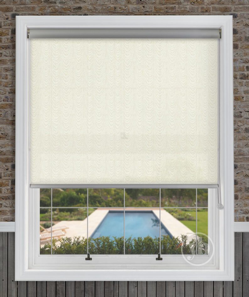 1.Hero-Senses-Roller-Evita-Linen