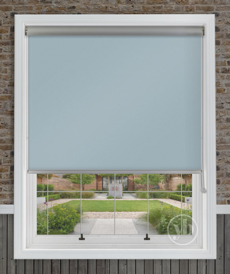 1.Hero-Senses-Roller-Palette-Smokey-Blue