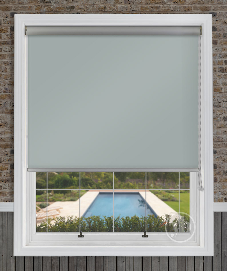 1.Hero-Senses-Roller-Polaris-Blackout-Grey