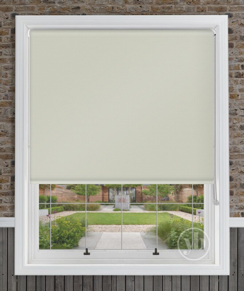 1.Katrine-Blackout-Cream-window