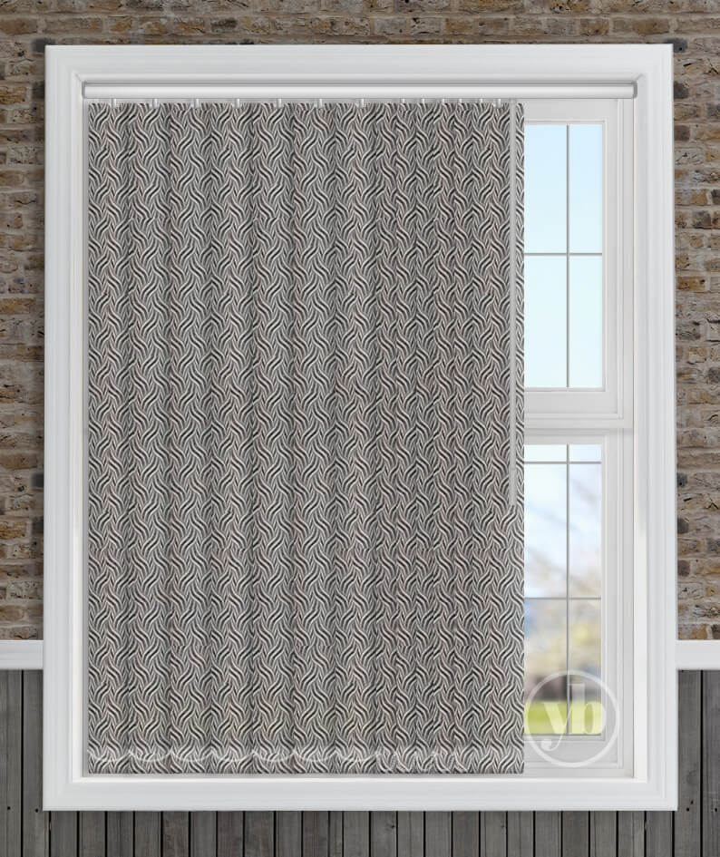 1.Marea-Black-Vert-window