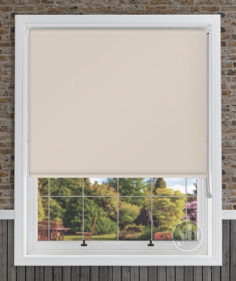 1.Polaris-Blackout-Vanilla-window