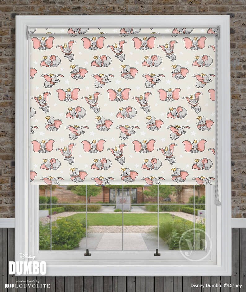 2.Disney-Dumbo-window-cass