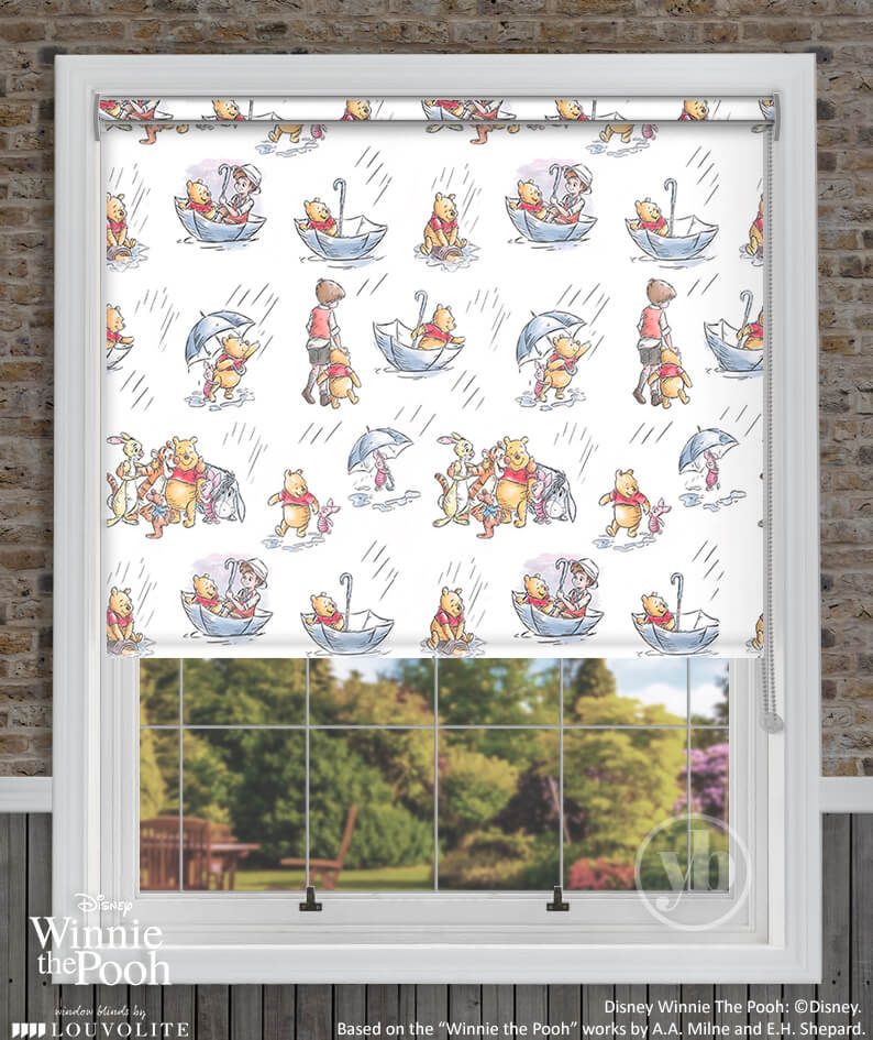 2.Disney-Pooh-Friends-window-cass