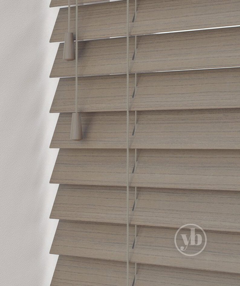 3.Stratus-close-up