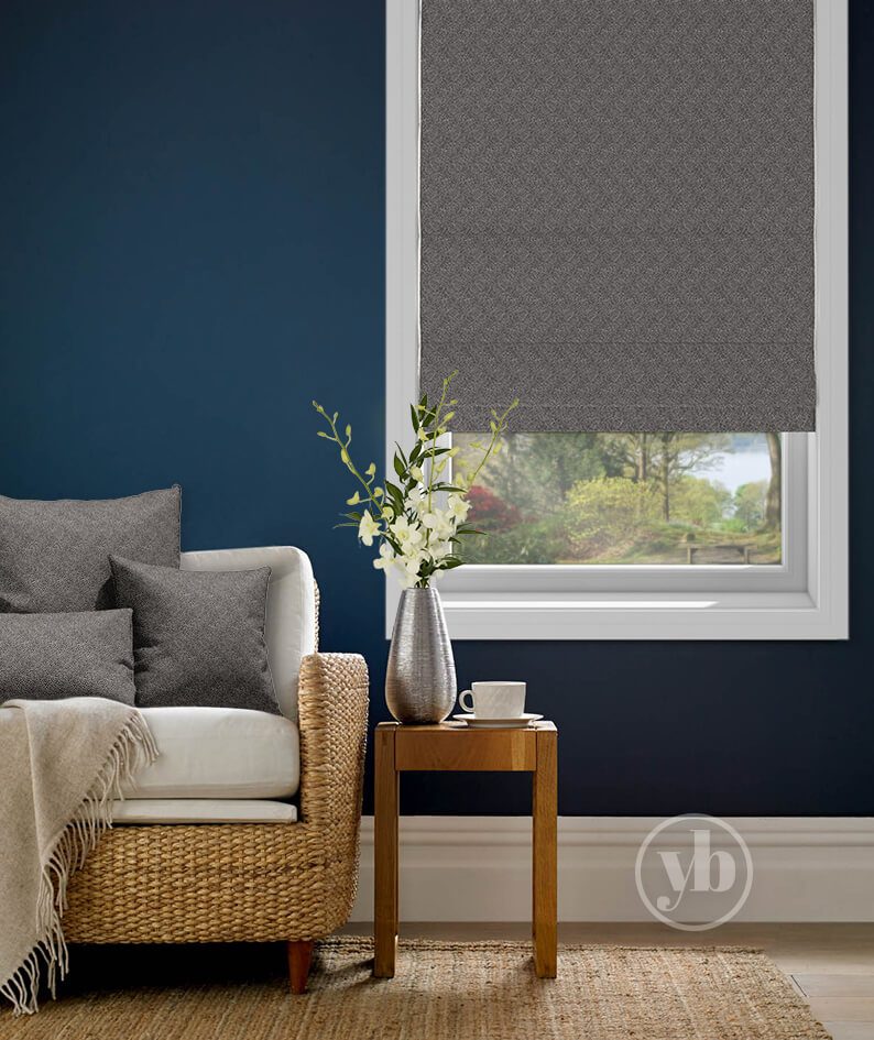 4.KOMODO_GREY-LIFESTYLE