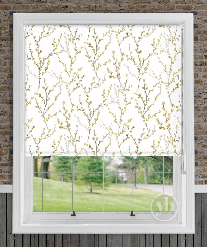 HERO Willow_Brazen Yellow Louvolite roller