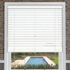Valiant Glaze White