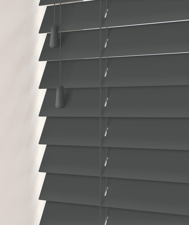 3.Anthracite-Close-Up